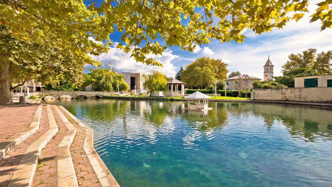 Eco Eclectic Villa With Pool Solin Bagian luar foto
