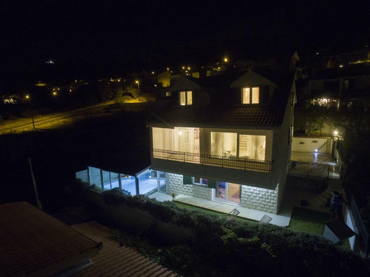 Eco Eclectic Villa With Pool Solin Bagian luar foto