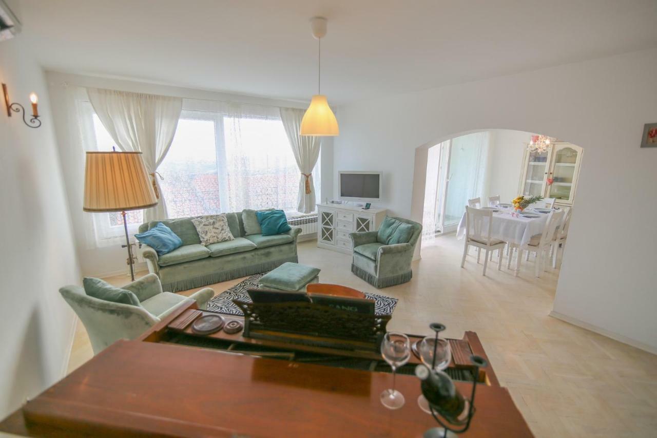 Eco Eclectic Villa With Pool Solin Bagian luar foto