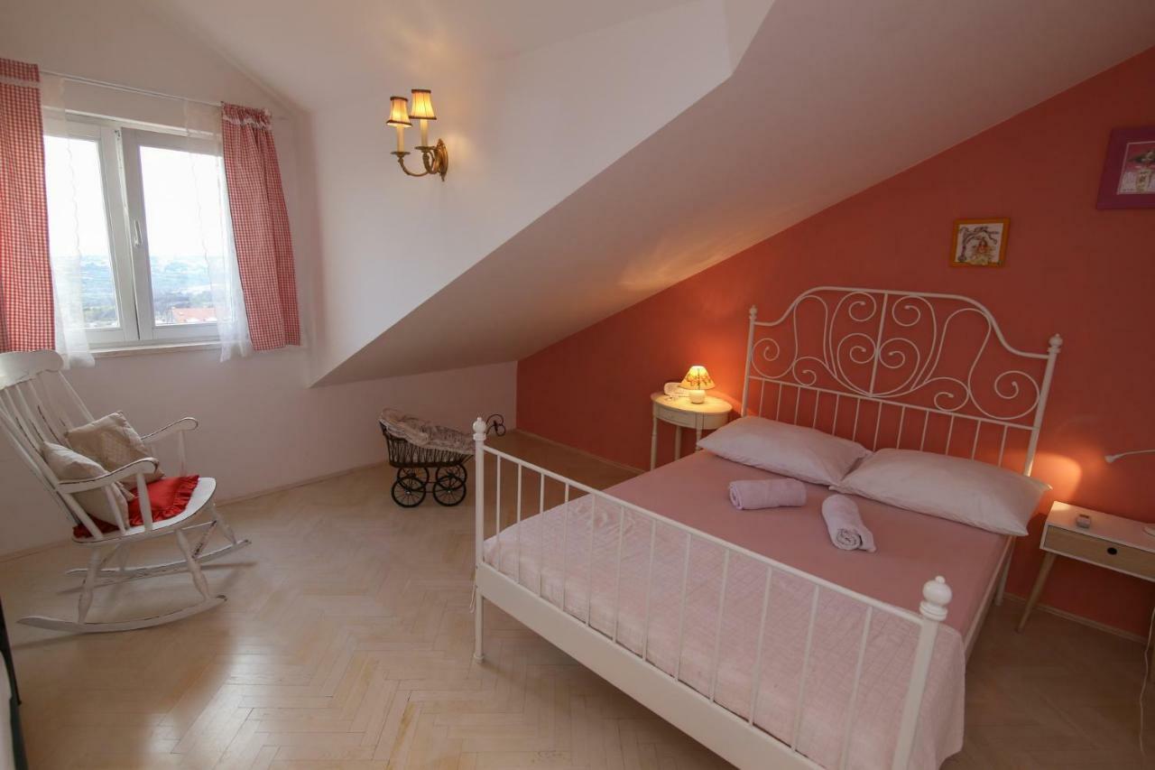 Eco Eclectic Villa With Pool Solin Bagian luar foto
