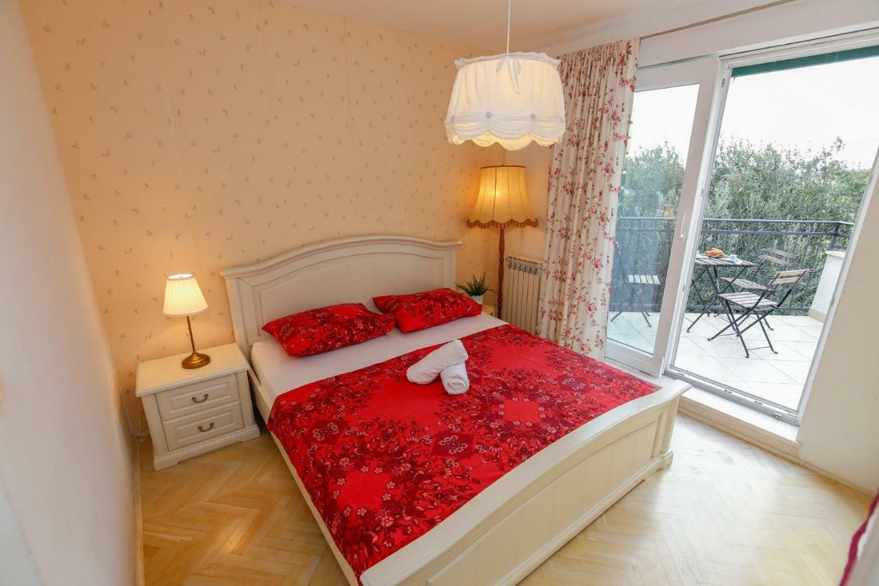 Eco Eclectic Villa With Pool Solin Bagian luar foto