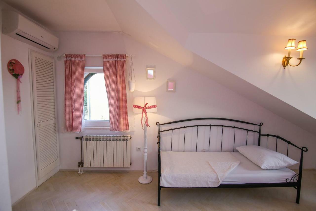 Eco Eclectic Villa With Pool Solin Bagian luar foto