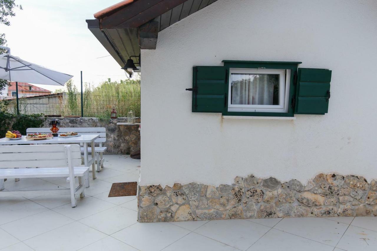 Eco Eclectic Villa With Pool Solin Bagian luar foto
